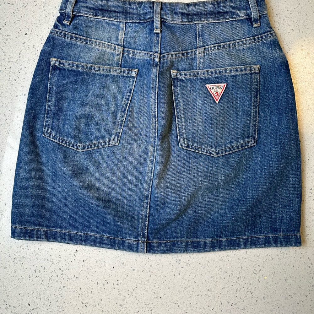Vintage Guess Distressed Denim Mini Skirt! NWOT - Picture 2 of 14